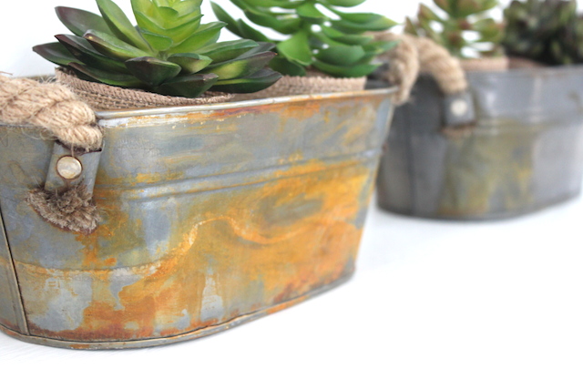 DIY RUSTED TINS