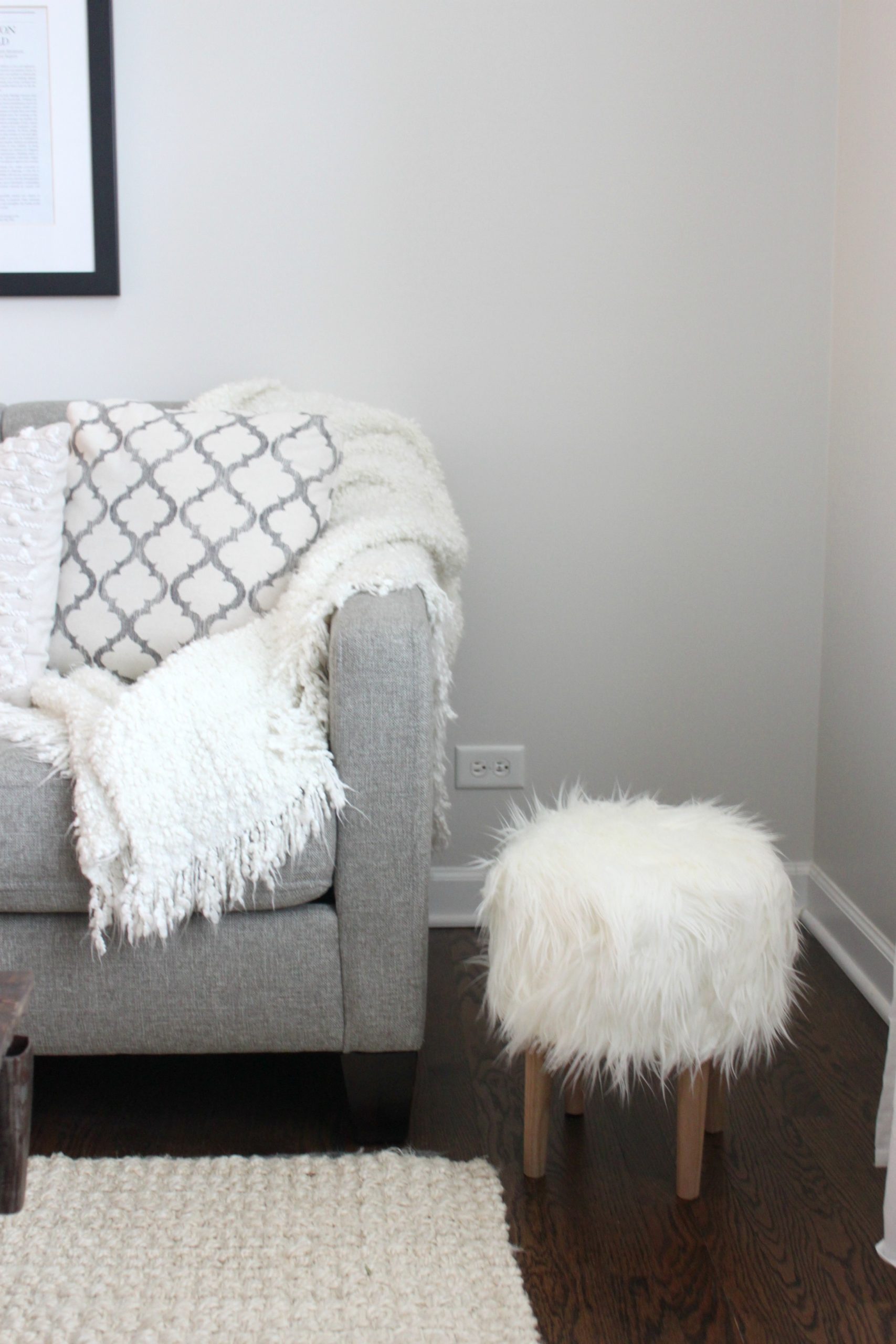 DIY Faux Fur Stool